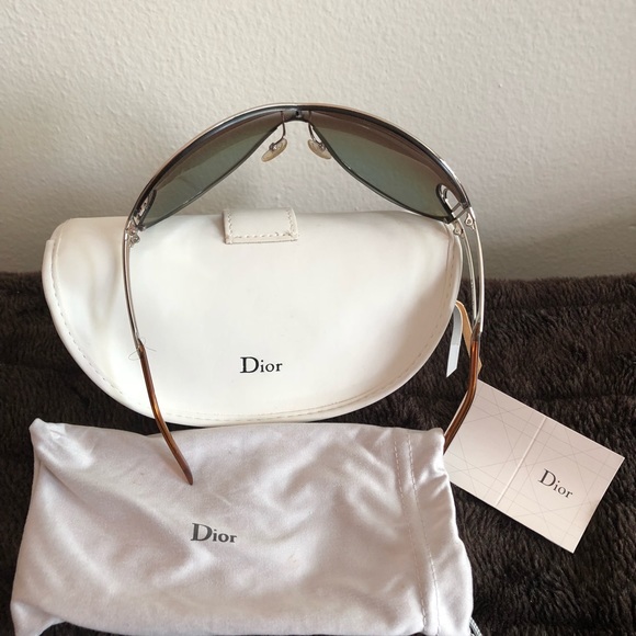 Authentic Dior Sunglasses with Card Case & Pouch - Picture 3 of 7